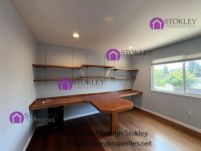 55 Saint Thomas Ln — Photo 39