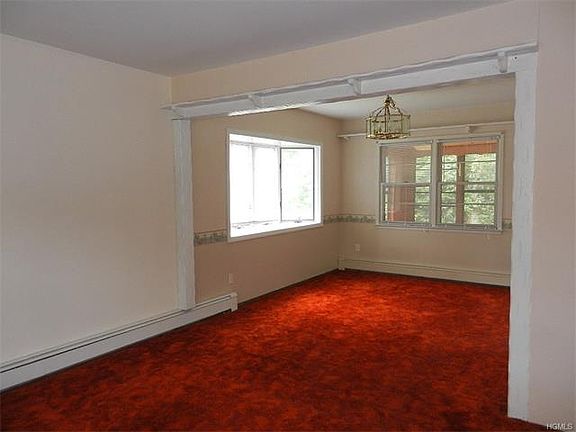 3rd image of 151 Dahlia Dr