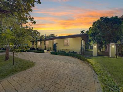 800 Valencia Ave, Coral Gables, FL, 33134