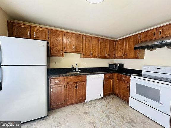 5th image of 10508 Smithy Ct