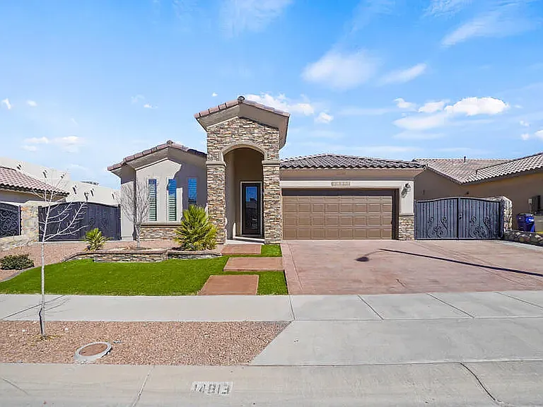 4 bed, 2244 sqft, $2,750 — Photo 1