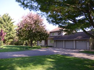 923 Ridge Pass, Hudson, WI 54016