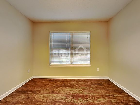 5th image of 11056 Dusenburg Ct