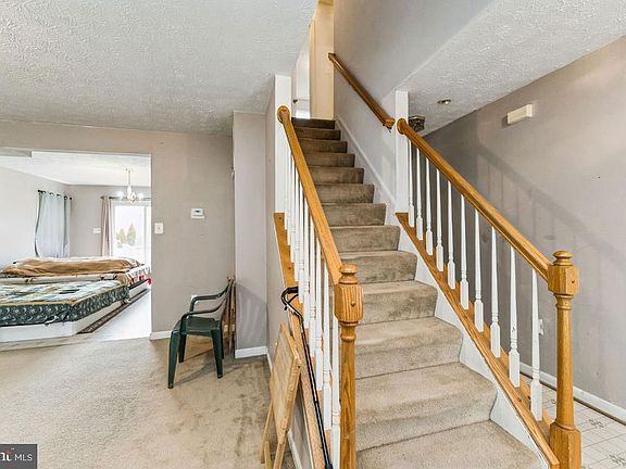 4th image of 2264 Rolling Meadows St