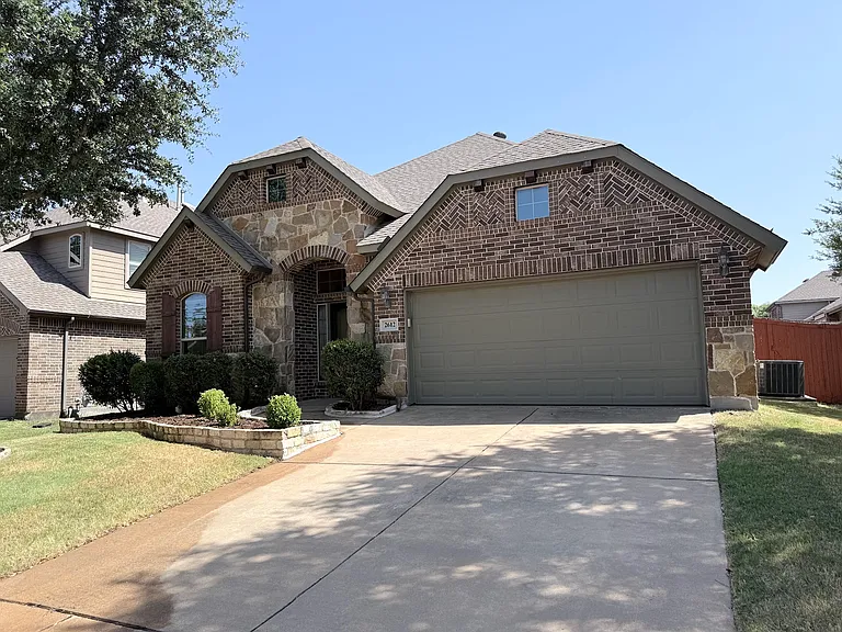 2612 Patriot Dr — Photo 2