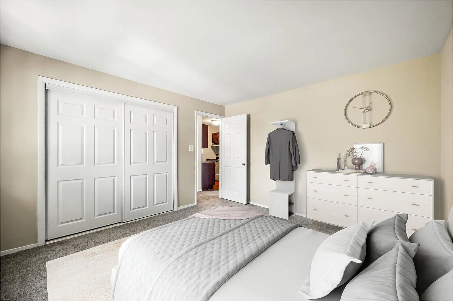 Summit Apartments — Photo 3