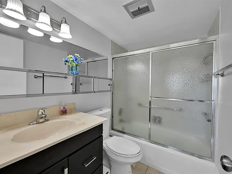 2350 NE 14th Street Cswy #609 — Photo 20
