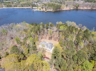 392 Hampton Rd, Hampton, GA 30228