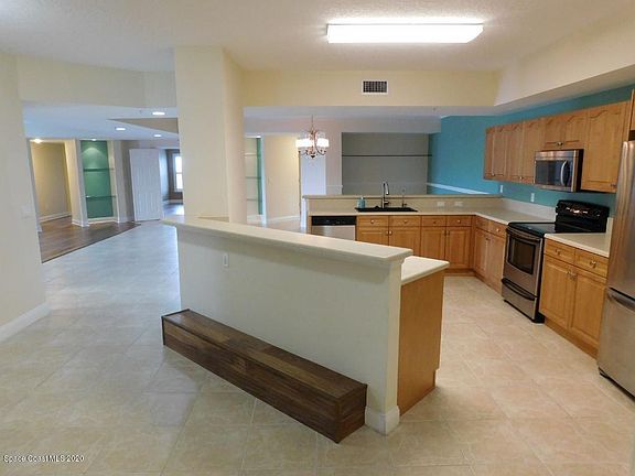 3rd image of 125 Pulsipher Ave APT 204