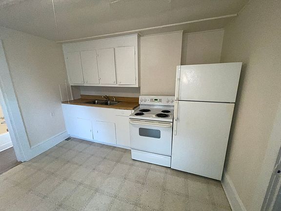 5th image of 210 E Georgia Ave