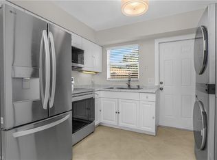 1015 10th Ave N #1011, Naples, FL 34102