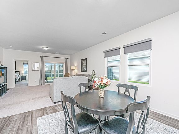 4th image of 109 Lyra Ln