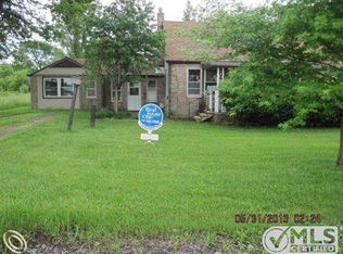 24155 Vreeland Rd, Flat Rock, MI 48134