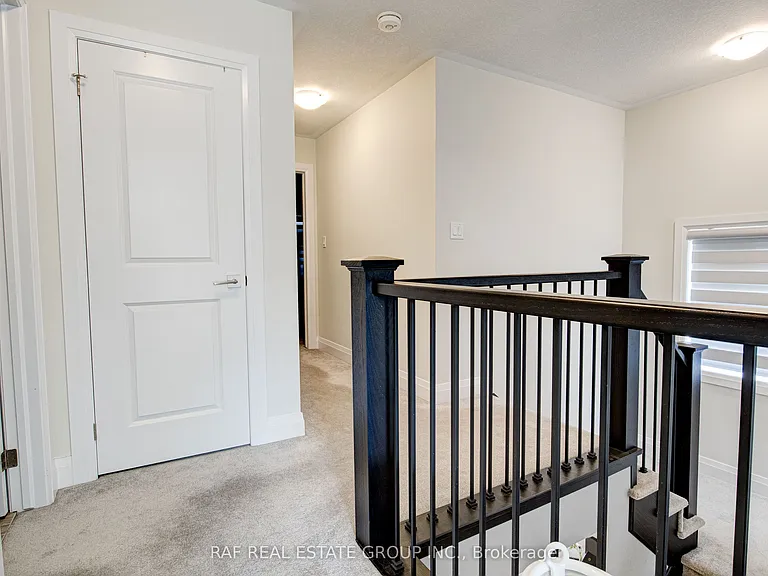 127 Ian Ormston Dr — Photo 37