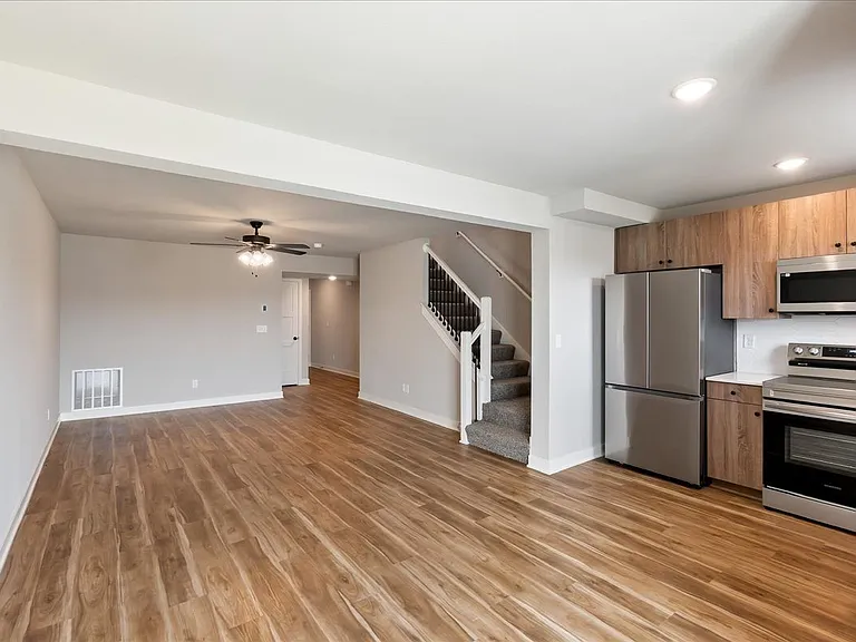 Hidden Hills Townhomes — Photo 17