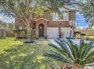 23219 S Waterlake Dr, Richmond, TX 77406