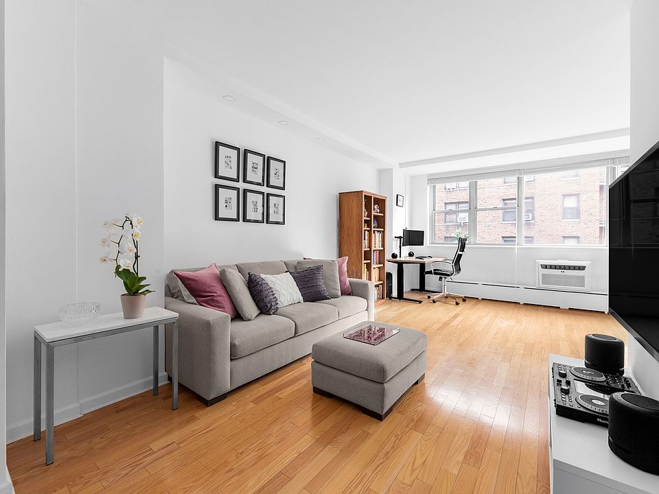 1st image of 63 E 9th St APT 4P