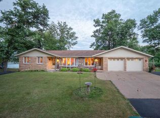 2959 Channel Dr, Stevens Point, WI 54481