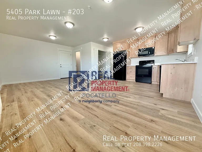 5405 Park Lawn Dr #203 — Photo 6