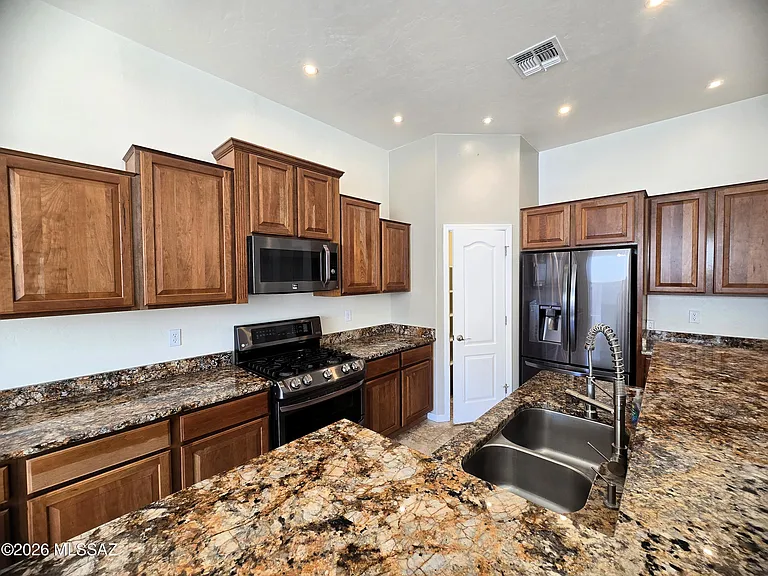 7291 N Basie Ct — Photo 13