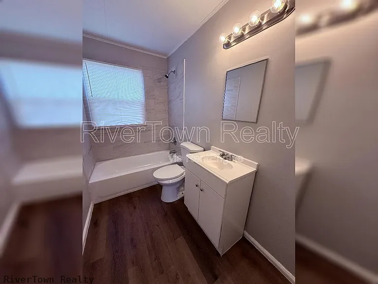 3300 Baskin St — Photo 4