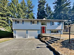 8905 47th St W, Tacoma, WA 98466