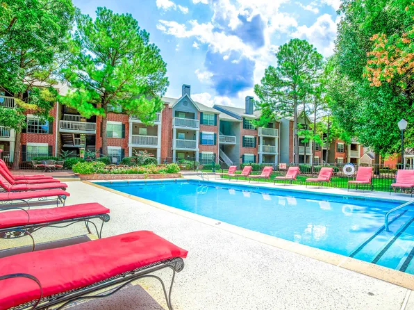 Greenbriar Apartments