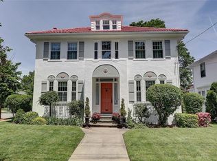 52 Mount Ave, Providence, RI 02906