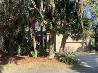 2 Burns Ct, Hilton Head Island, SC 29928