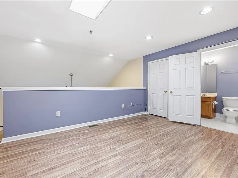 39 Union St #402 — Photo 16