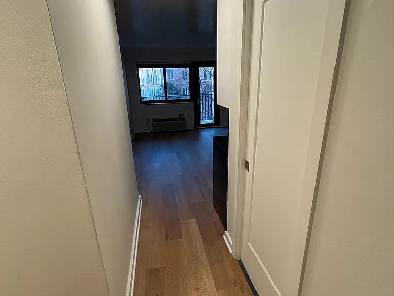1816 New Hampshire Ave NW #503 — Photo 6