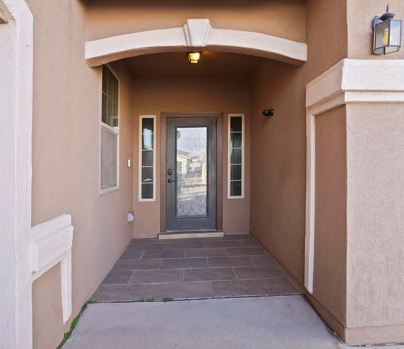 4 bed, 3.0 bath, 2596 sqft, $2,300 — Photo 3