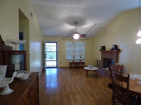 5th image of 1125 Brafforton Dr