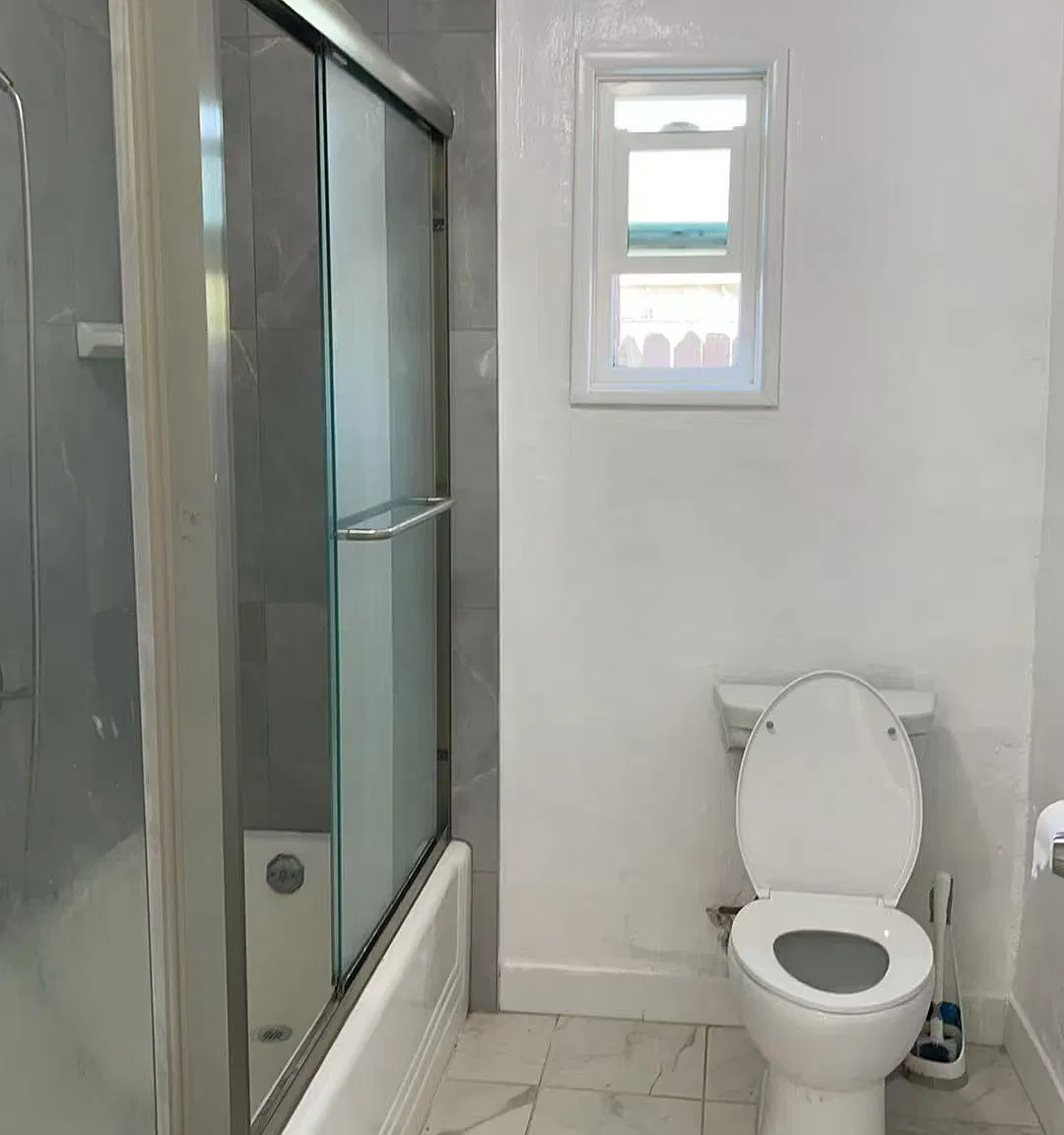 3 bed, 1016 sqft, $3,100 — Photo 4