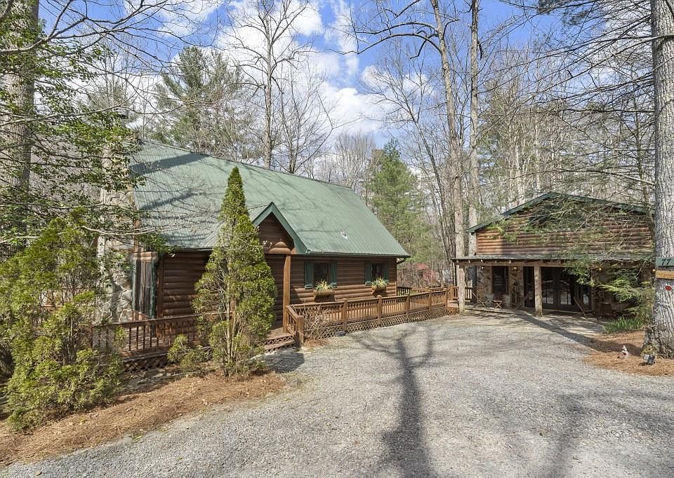 1st image of 77 Old Covered Bridge Rd