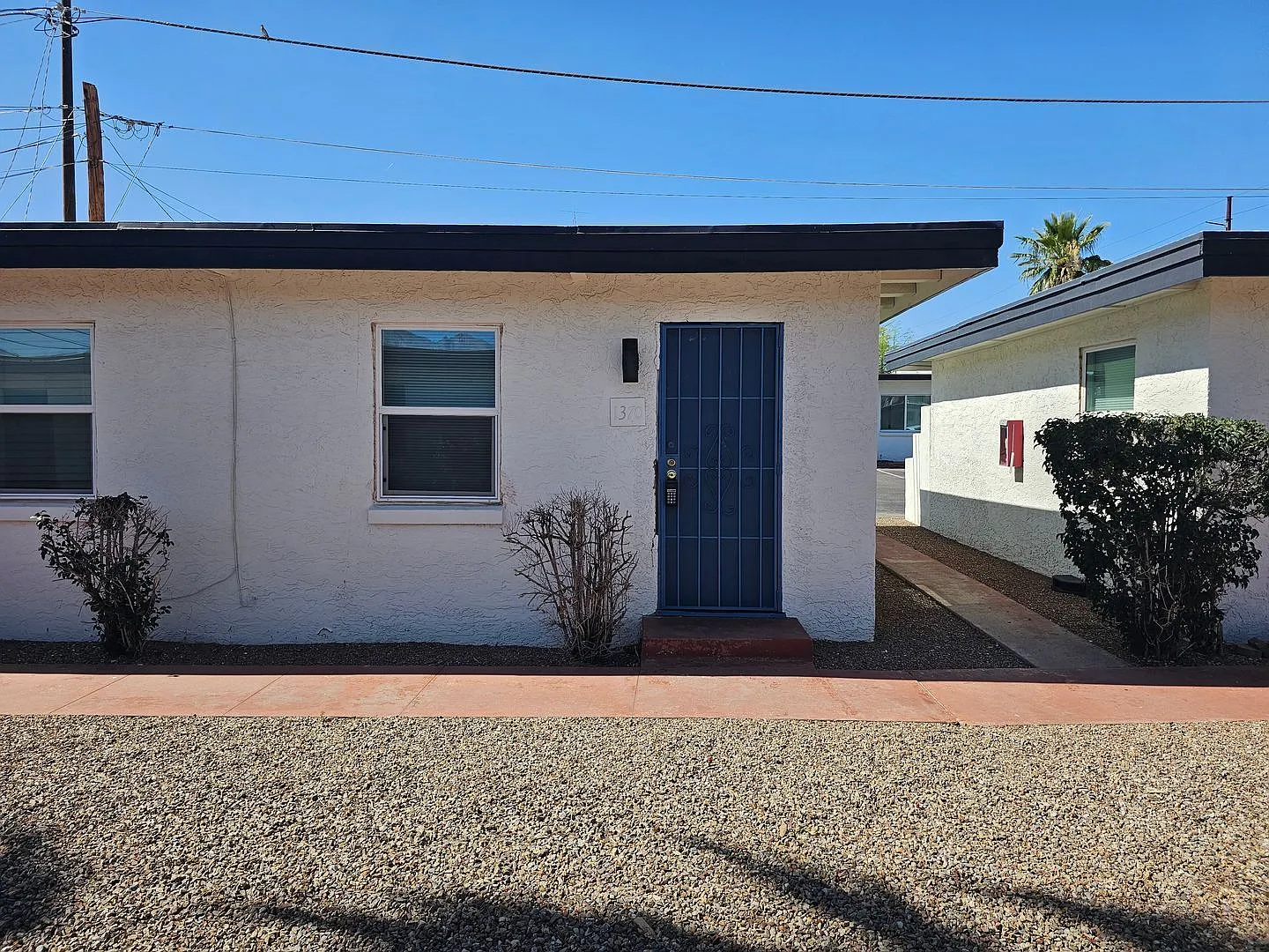 Studio, 1.0 bath, 280 sqft, $615 — Photo 2