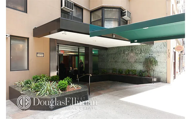 Rented by Douglas Elliman | media 35