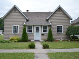 209 E Ohio St, Bluffton, IN 46714