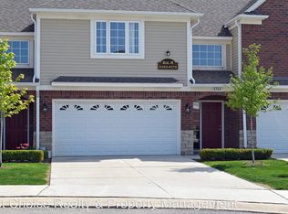6366 Windemere Ln, Shelby Township, MI 48316