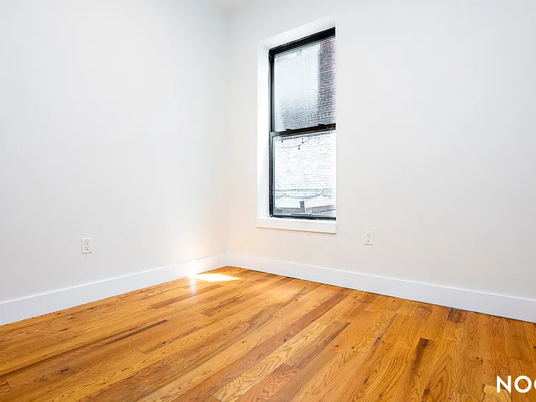 186 Broadway #3 — Photo 13