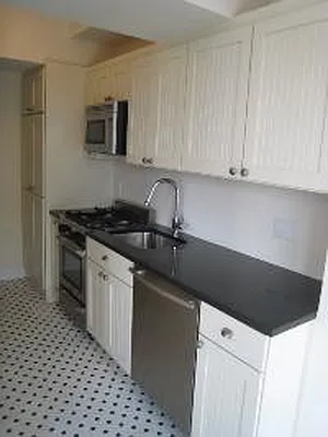 Rented by Corcoran | media 26