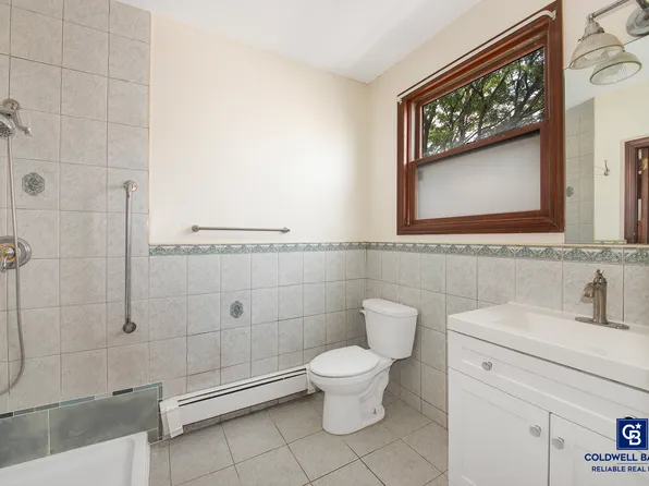 74-24 43rd Avenue image 9 of 13