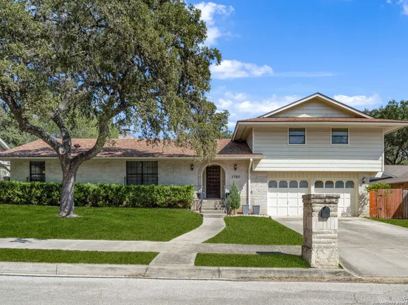 7707 Mary Carolyn St, San Antonio, TX 78240