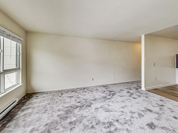 5th image of 434 24th Ave APT 4