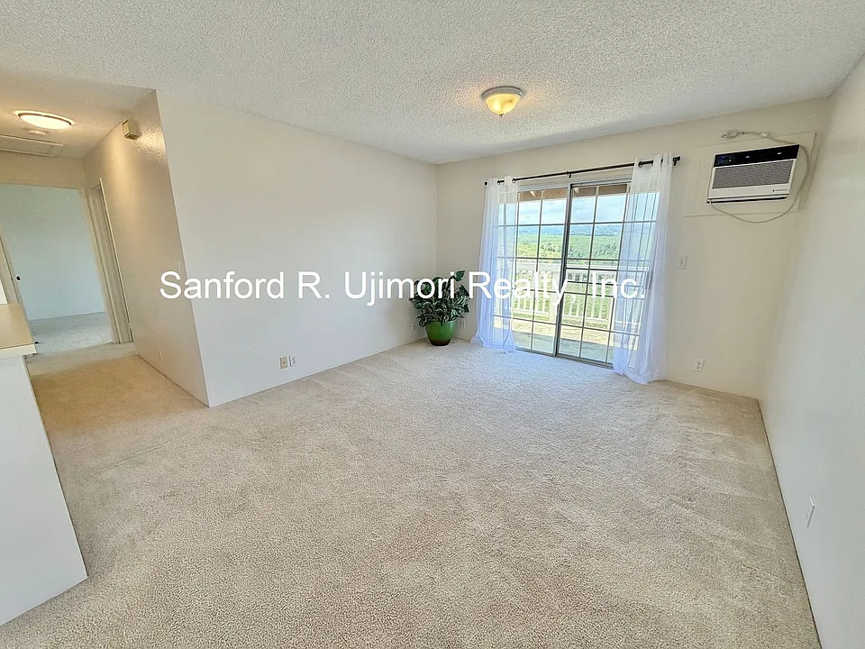 94-105 Luluka Pl #J202