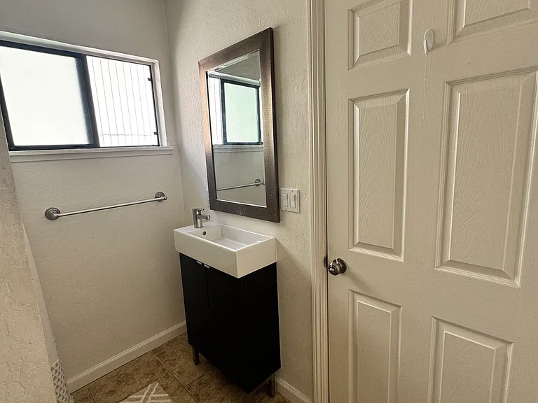 3997 Manzanita Ave #4A — Photo 9