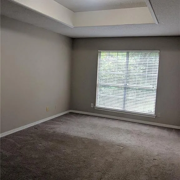7325 Smithfield Rd — Photo 3