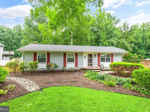 6993 Champs Mill Ct, Manassas, VA 20112