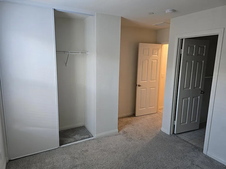 354 Fitzpatrick Rd #103 — Photo 20