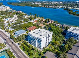 1200 E Peppertree Ln APT 105, Sarasota, FL 34242